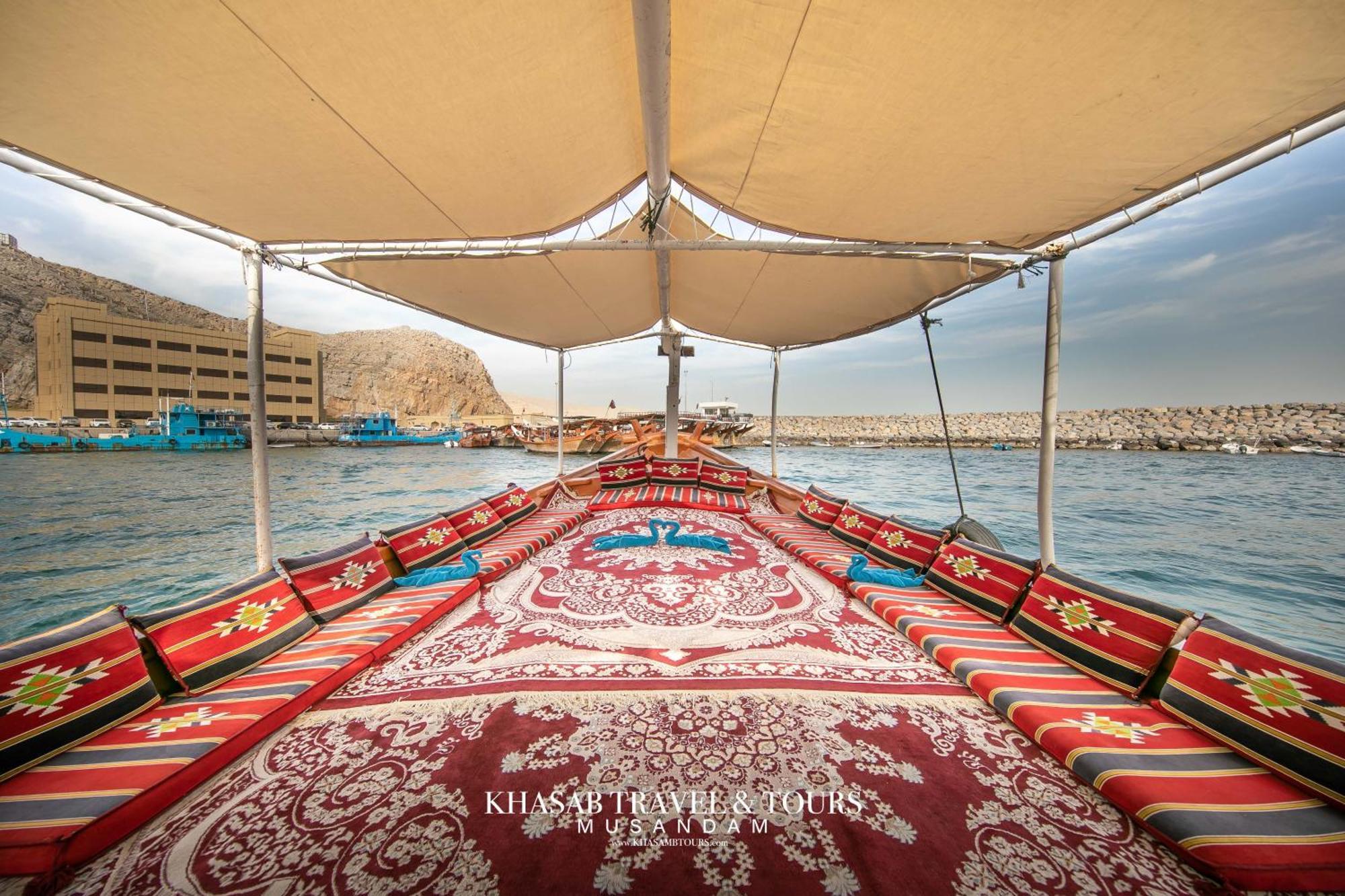 Overnight Dhow - 1 Night 2 Days Bateau-hôtel