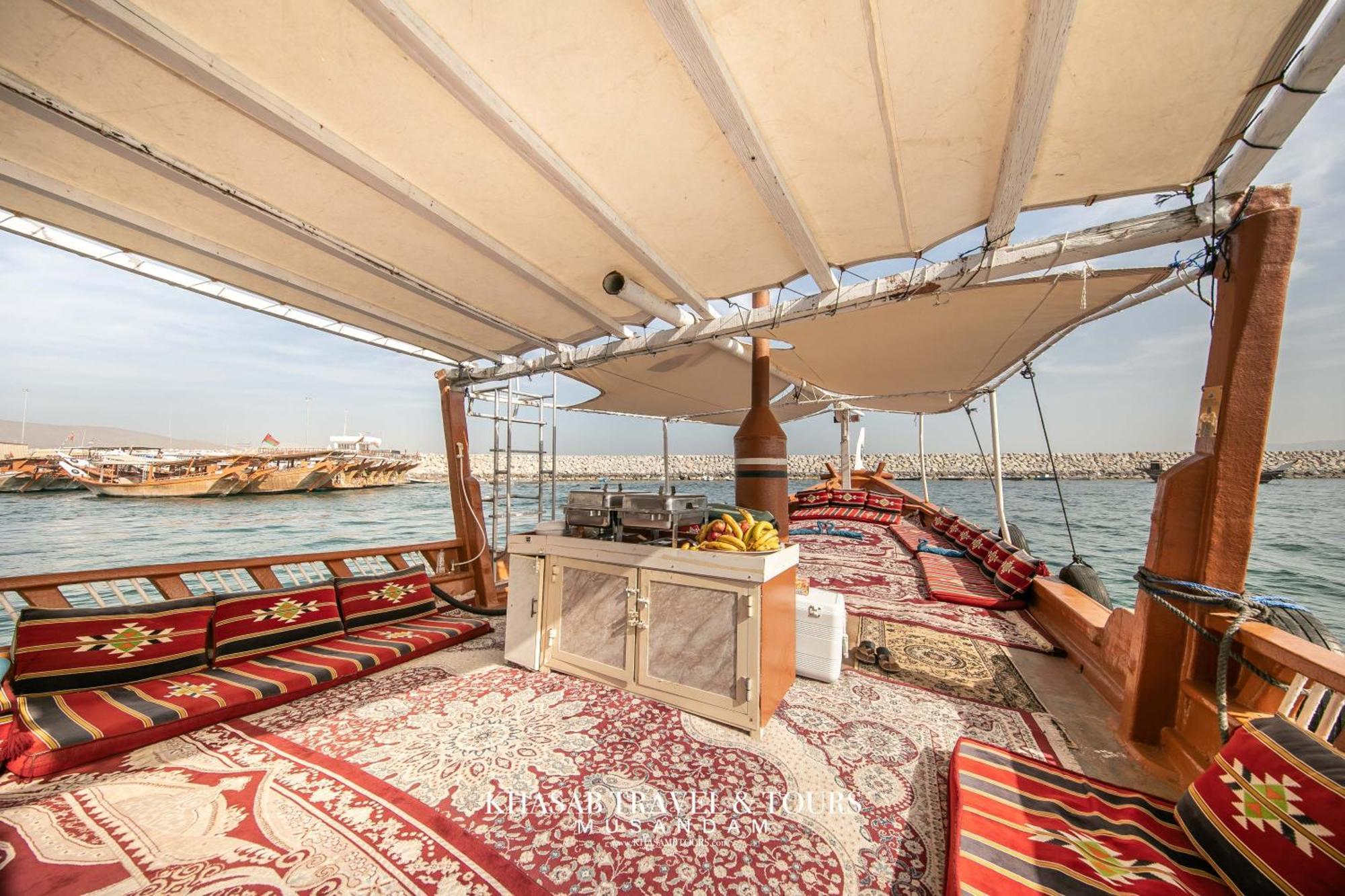 Overnight Dhow - 1 Night 2 Days *